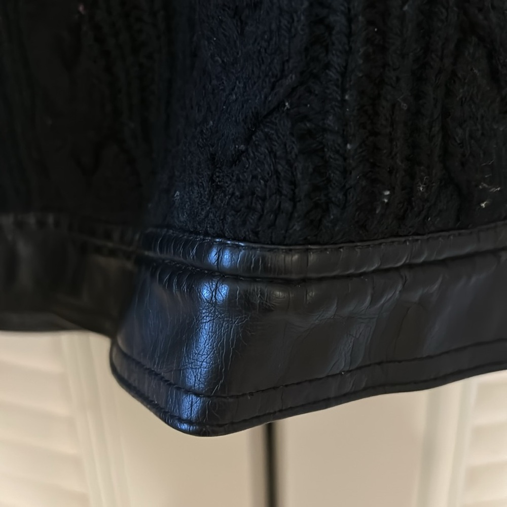 DEMOCRACY Bomber Style Sweater/Jacket - Picture 8 of 13